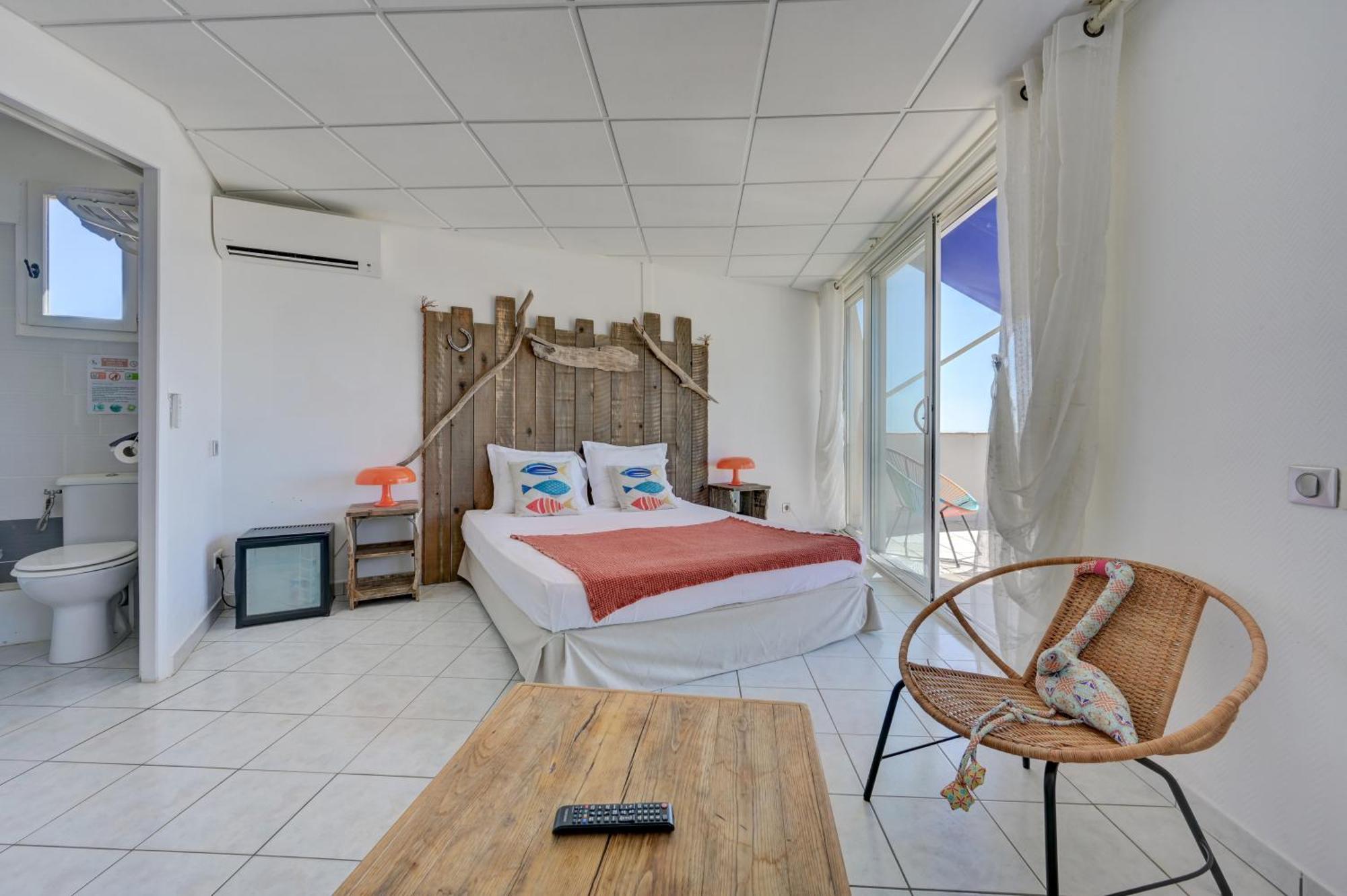 Hotel Camille Saintes-Maries-de-la-Mer Dış mekan fotoğraf